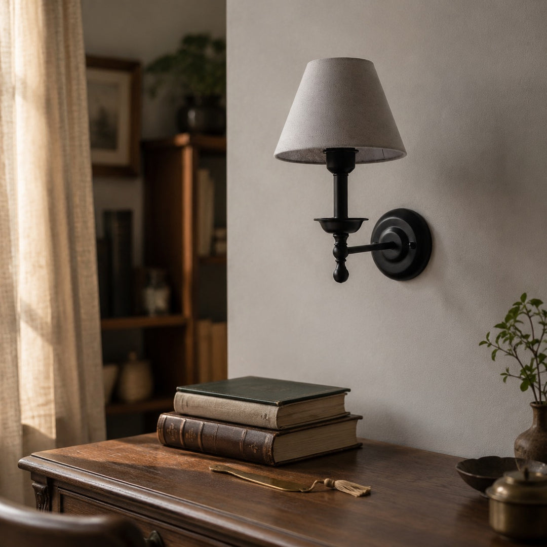 Vintage wandlamp met stoffen kap