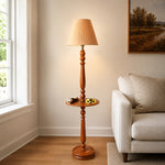 Afbeelding laden in galerijweergave, Vintage vloerlamp van massief hout met optioneel bijzettafeltje