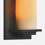 Cargar imagen en el visor de la Galería, Jade shade and black iron shelf detail