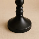 Bild in die Galerieansicht laden, Close-up of the black iron table lamp base finish