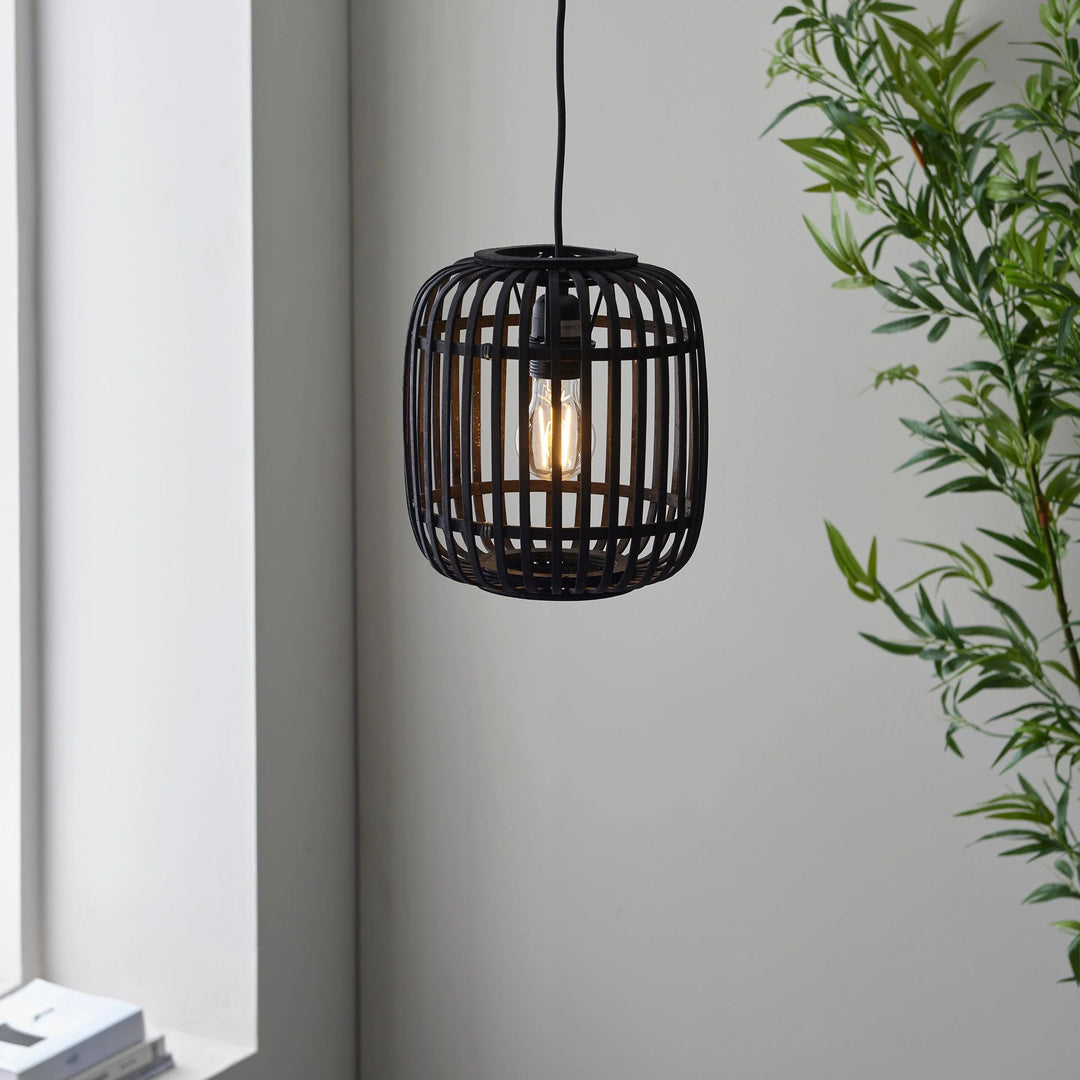 Lampe suspendue réglable en bambou Yumeko - Plafonnier à cage naturelle parfait pour les salons et salles à manger