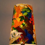 Cargar imagen en el visor de la Galería, floral fabric shade detail