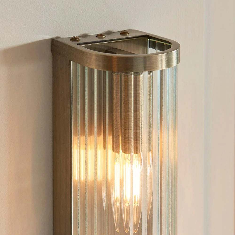 RibGlow Art Deco gerippte Glas-Wandleuchte – Vintage-inspirierte Wandlampe für Wohnzimmer