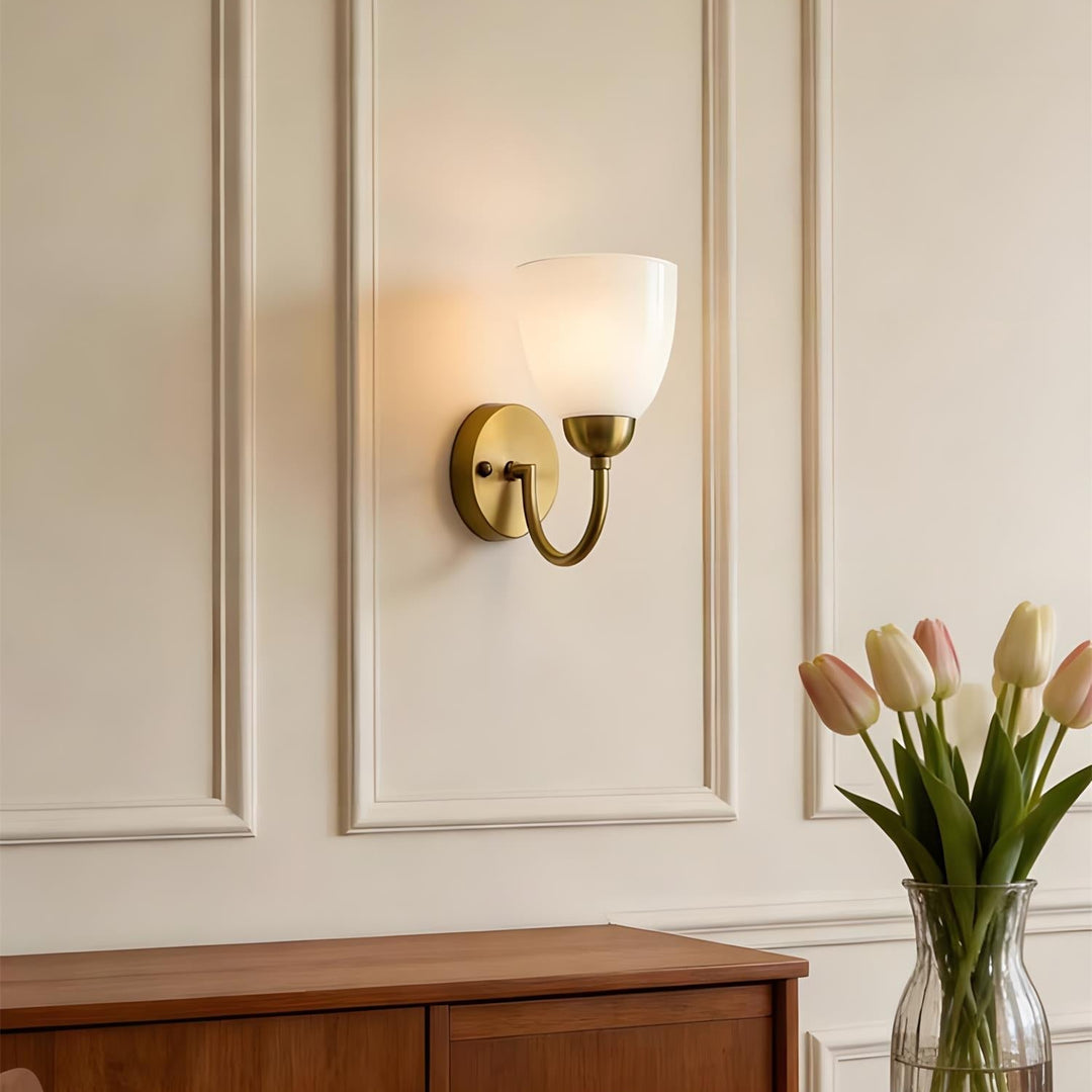 Mild Velin Wall Lamp – Brass and Frosted Glass Wall Sconce for Bedroom and Living Room