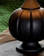 Bild in die Galerieansicht laden, Harmony Stripe Tischlampe