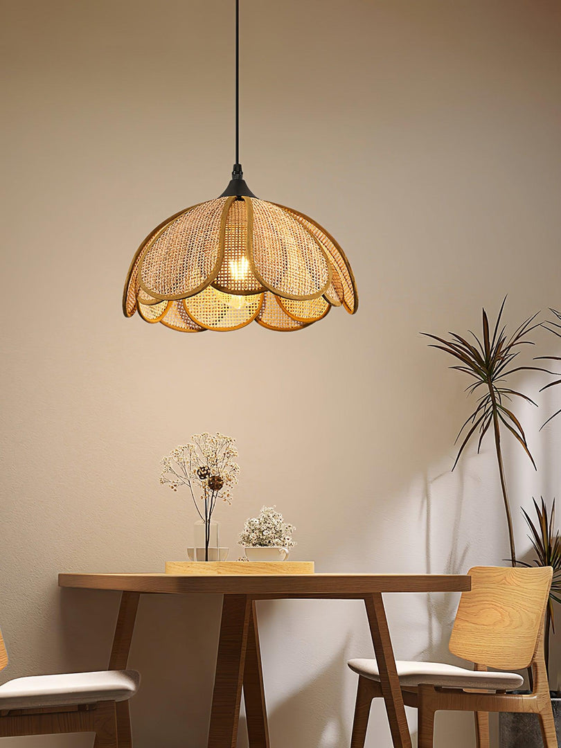 Bloom Rattan Pendelleuchte