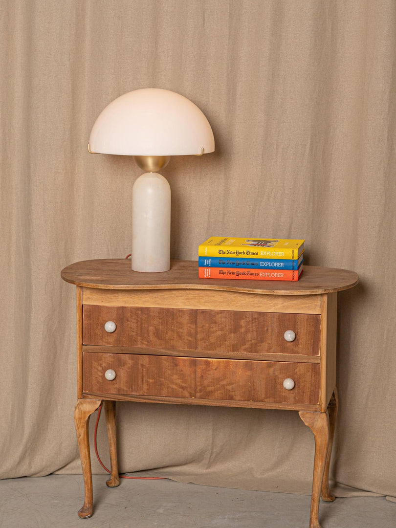 Peono Alabaster Tischlampe