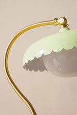 Afbeelding laden in galerijweergave, Rayla Schelpdier Taaklamp – Retro Taakverlichting met Stijl
