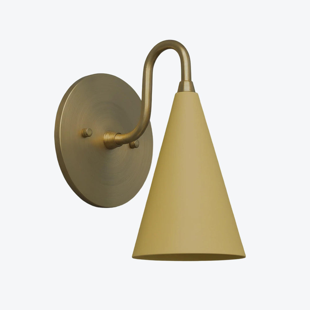 Curva Metal Cone Shade Sconce – Vintage Brass Wall Light for Entryway or Stairwell