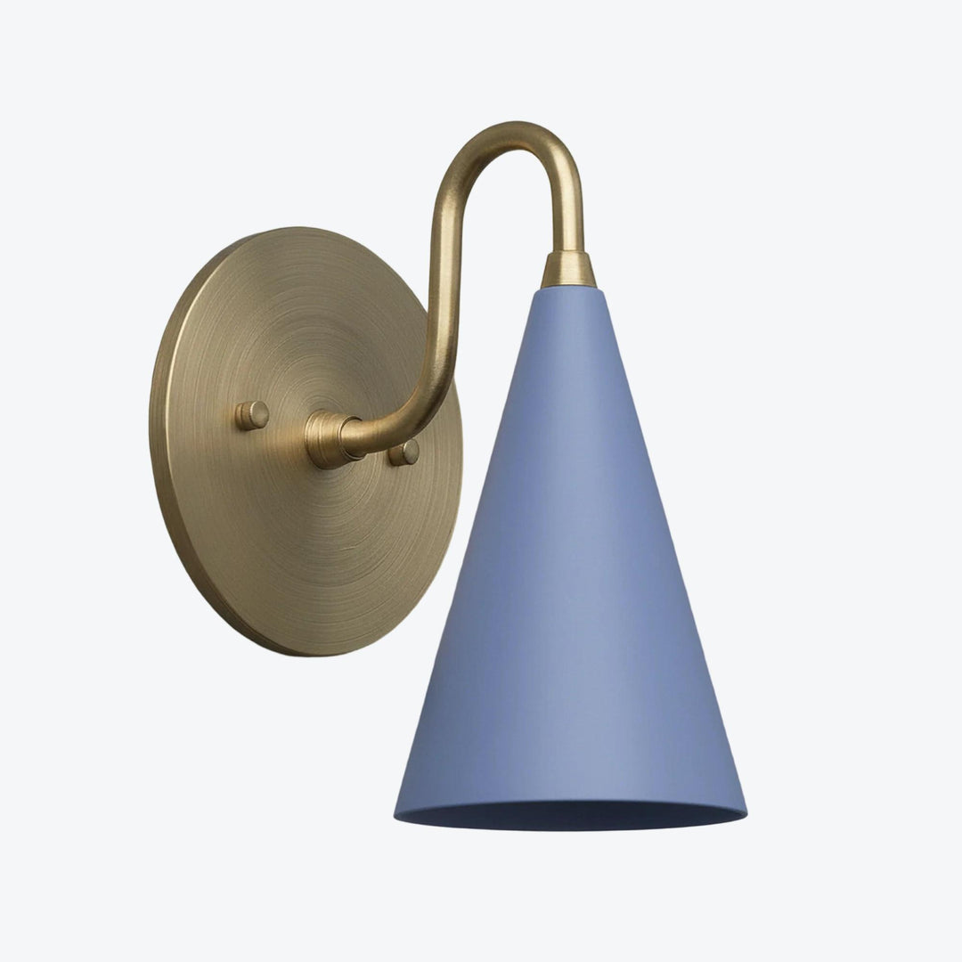 Curva Metal Cone Shade Sconce – Vintage Brass Wall Light for Entryway or Stairwell