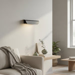 Carica immagine nel visualizzatore della Galleria, Applique da parete moderna in metallo Hidra – Applique minimalista a luce diretta verso il basso per case moderne