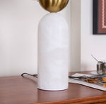 Bild in die Galerieansicht laden, Peono Alabaster Tischlampe