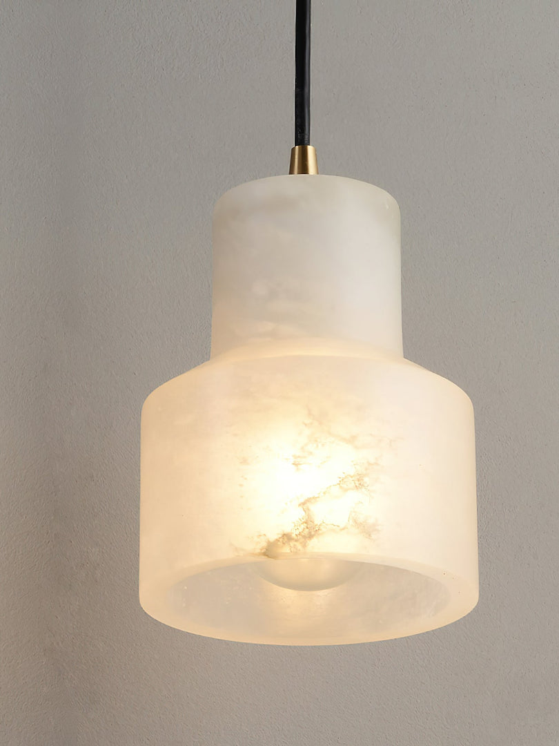 Lampa wisząca Millson z alabastru