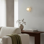 Bild in der Galerieansicht laden, Vellaro Wandleuchte Glas- und Metalldesign – Zeitloser Stil für Küchen- und Bürobeleuchtung