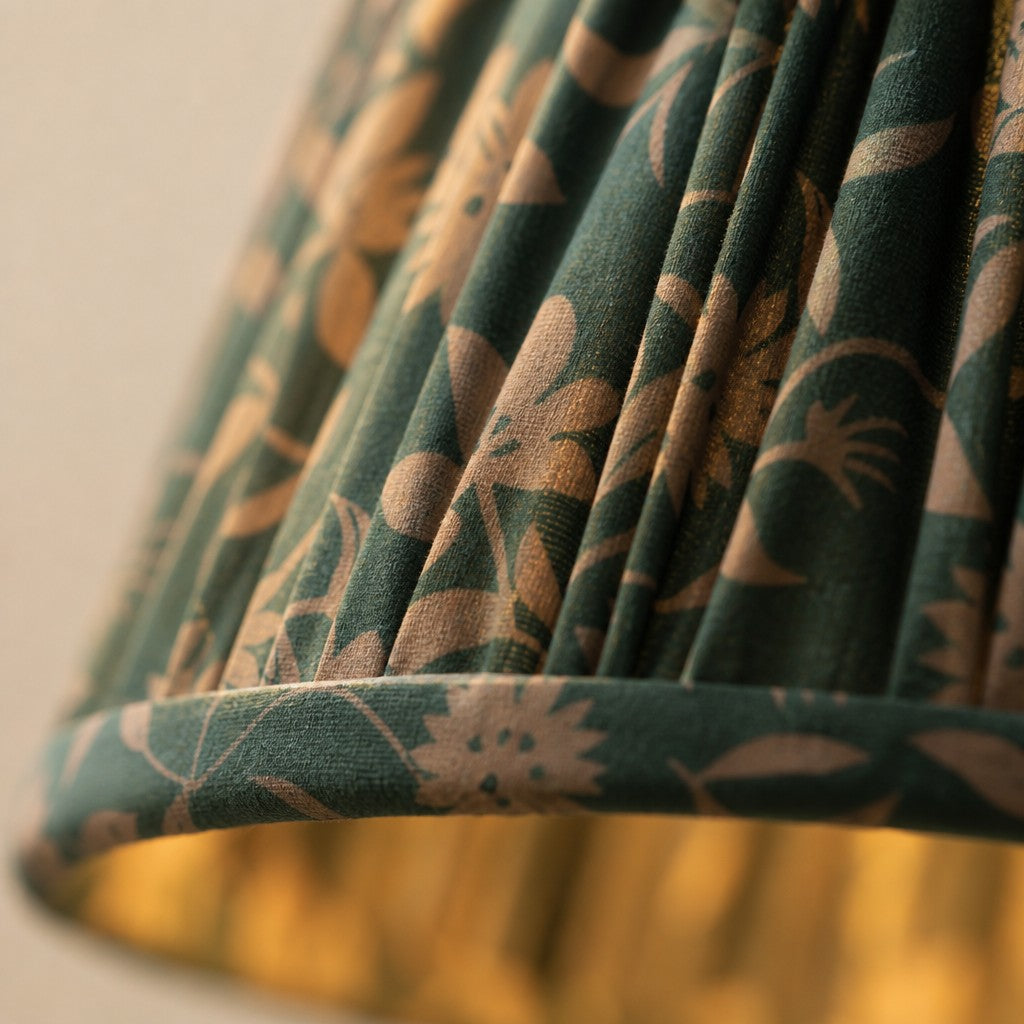 Solmire Contemporary Wall Light – Tailored Fabric Metal Wall Fixture for Bedroom and Hallway