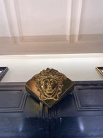 Bild in die Galerieansicht laden, Sphinx Messing Wandleuchte