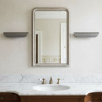 Carica immagine nel visualizzatore della Galleria, Applique da parete moderna in metallo Hidra – Applique minimalista a luce diretta verso il basso per case moderne