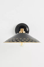 Afbeelding laden in galerijweergave, Auriglow moderne wandlamp – messing geperforeerde lamp voor slaapkamer of gang
