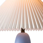 Afbeelding laden in galerijweergave, Ceruna Vintage Stijl Tafellamp - Metalen Kooi Kap voor Studiekamer en Lounge