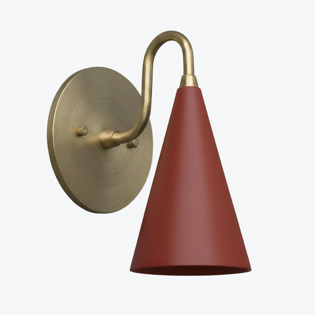 Curva Metal Cone Shade Sconce – Vintage Brass Wall Light for Entryway or Stairwell