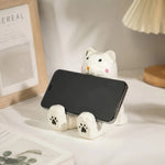 Bild in die Galerieansicht laden, Wooden animal phone stand scene view