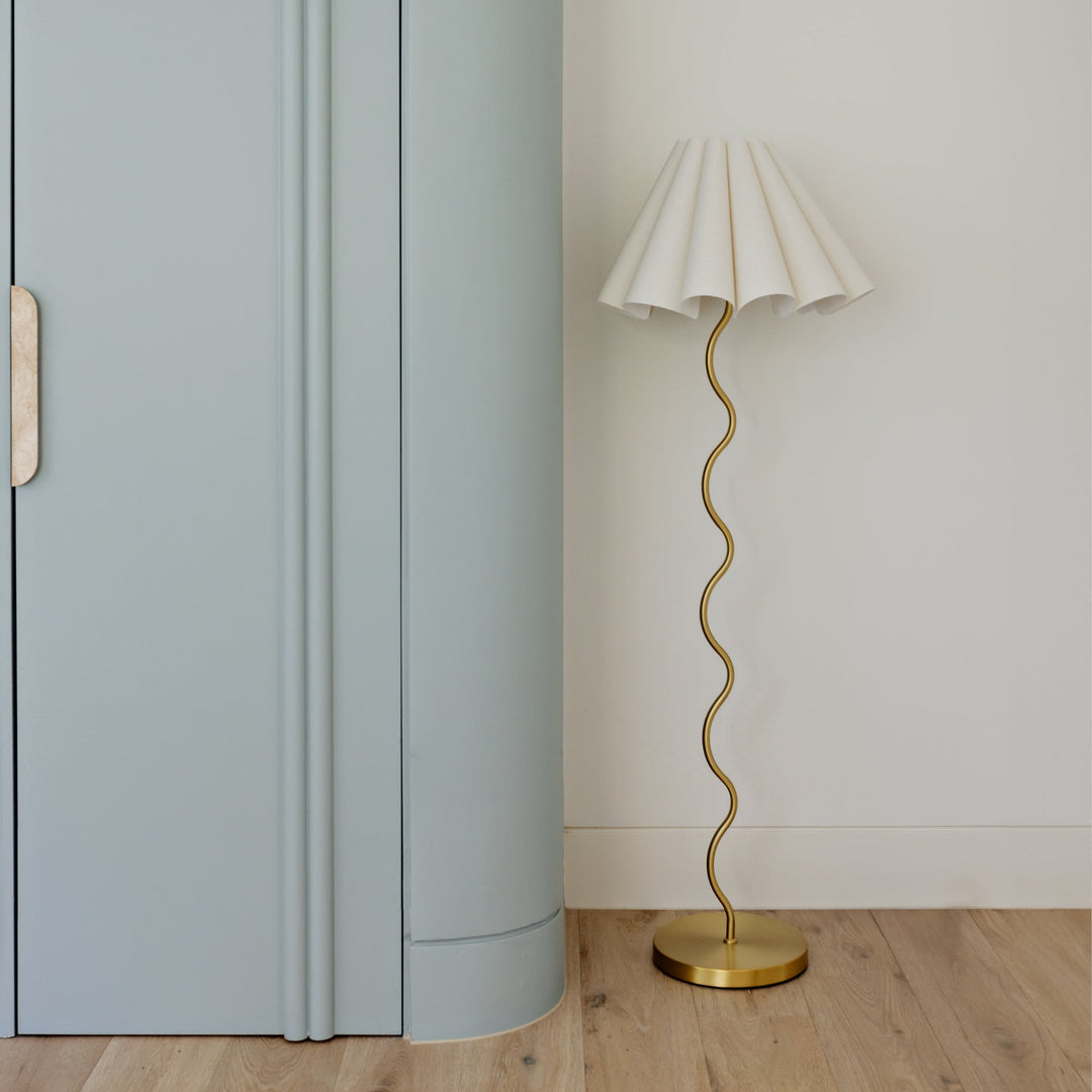 Lampa podłogowa Cora