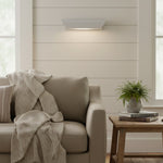 Carica immagine nel visualizzatore della Galleria, Applique da parete moderna in metallo Hidra – Applique minimalista a luce diretta verso il basso per case moderne