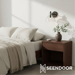 Afbeelding laden in galerijweergave, Glavira gerecyclede glazen dubbele wandlamp - binnen messing wandverlichting
