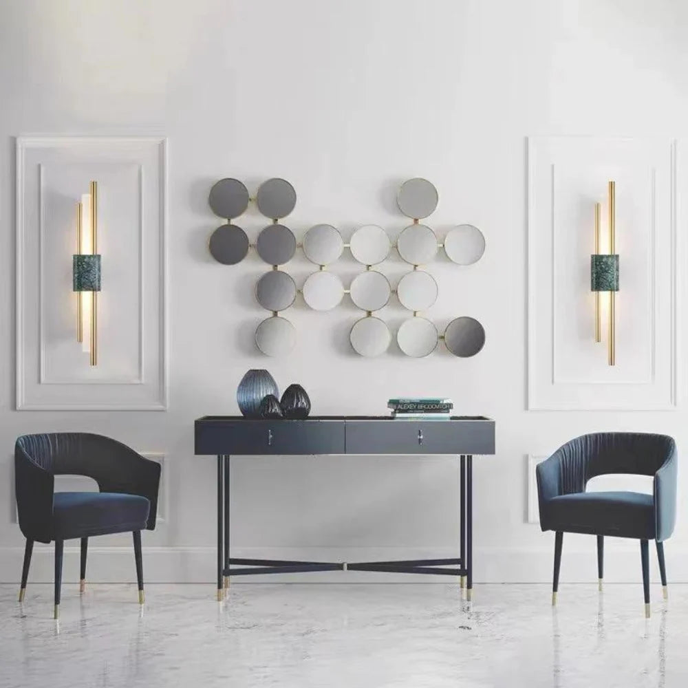 Luz de Pared con Detalles en Mármol Refined Radiance