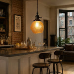 Afbeelding laden in galerijweergave, Vintage hanglamp van geslepen glas