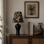 Cargar imagen en el visor de la Galería, Table lamp on console with floral shade