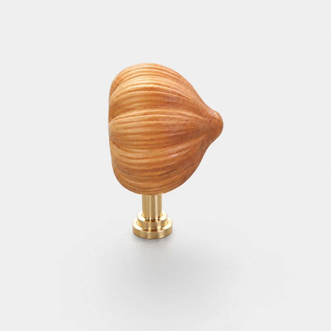 Accessori per mobili in legno lavorati a mano a forma di frutta