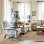 Afbeelding laden in galerijweergave, Ceruna moderne keramische bedlamp met linnen stoffen kap – elegante verlichting voor slaapkamer en woonkamer