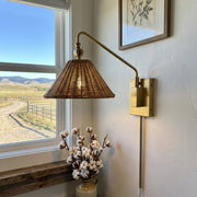 Welanery Applique da Parete con Braccio Oscillante in Rattan - Lampada in Stile Fattoria per Lettura a Letto