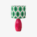 Cargar imagen en el visor de la Galería, Lámpara de Mesa Escultural de Cerámica Arivane – Luz de Mesa con Pantalla Decorativa de Tela para Mesas Auxiliares
