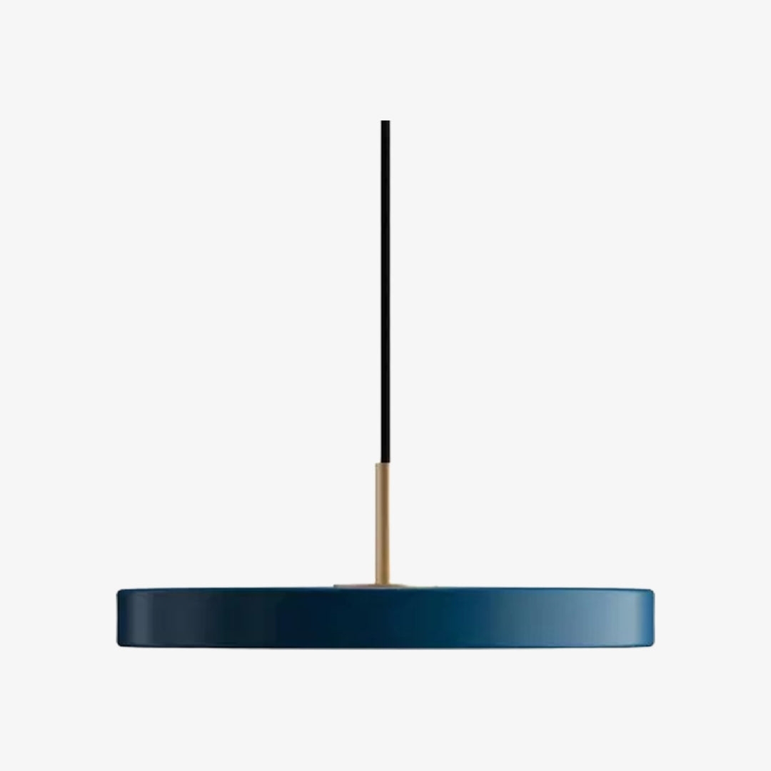 Astris Geometrische Pendelleuchte – Moderne Metall-Hängeleuchte für Kücheninsel