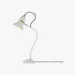 Charger l'image dans la visionneuse de la galerie, Mini lampe de table Modryx – Base pyramide design classique patrimonial pour la maison