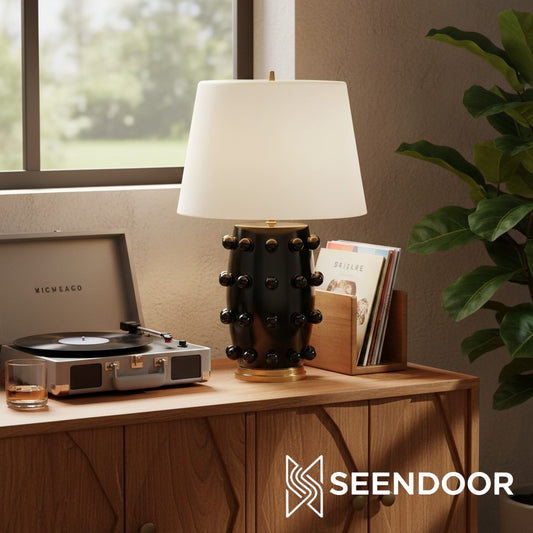 Lámpara de Mesa Contemporánea Luminex con Detalle Escultural para Entradas y Salas