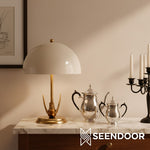 Carica immagine nel visualizzatore della Galleria, Pawdia Figurina Animale – Lampada da Tavolo in Poliresina per Camera da Letto e Soggiorno