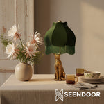 Carica immagine nel visualizzatore della Galleria, Pawdia Figurina Animale – Lampada da Tavolo in Poliresina per Camera da Letto e Soggiorno