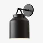 Charger l’image dans la visionneuse de la galerie, Applique murale minimaliste en métal et verre Hanton – Salle de bain moderne et coiffeuse