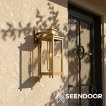 Afbeelding laden in galerijweergave, Yolvira Buitenmuurlamp Sconce - Veelzijdige Metalen Lantaarn
