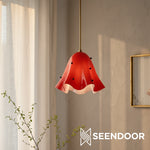 Cargar imagen en el visor de la galería, Lámpara colgante con pantalla floral Bellina Iluminación decorativa para el hogar