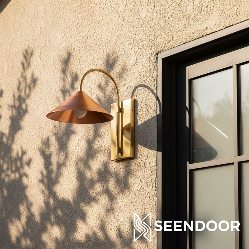 Conique Metal Arch Wall Sconce - Minimalist Light for Modern Interiors