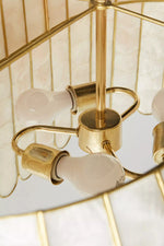 Afbeelding laden in galerijweergave, Lumica Capiz Facet Hanglamp - Elegant Natuurlijk Schelpenontwerp
