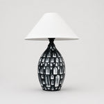 Afbeelding laden in galerijweergave, Black ceramic table lamp with white fabric shade front view