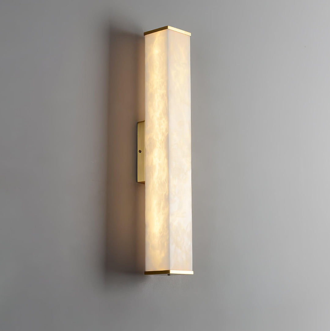 Kuboid Alabaster Wandleuchte