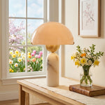 Bild in die Galerieansicht laden, Peono Alabaster Tischlampe