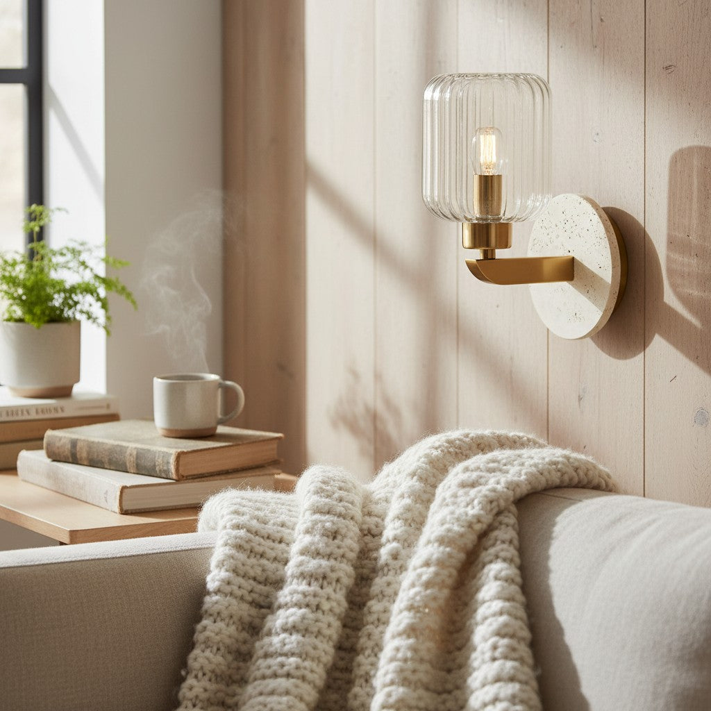 Lámpara de Pared Moderna de Mármol Korlisse - Latón Vintage y Acento de Vidrio Transparente para Sala de Estar y Pasillo