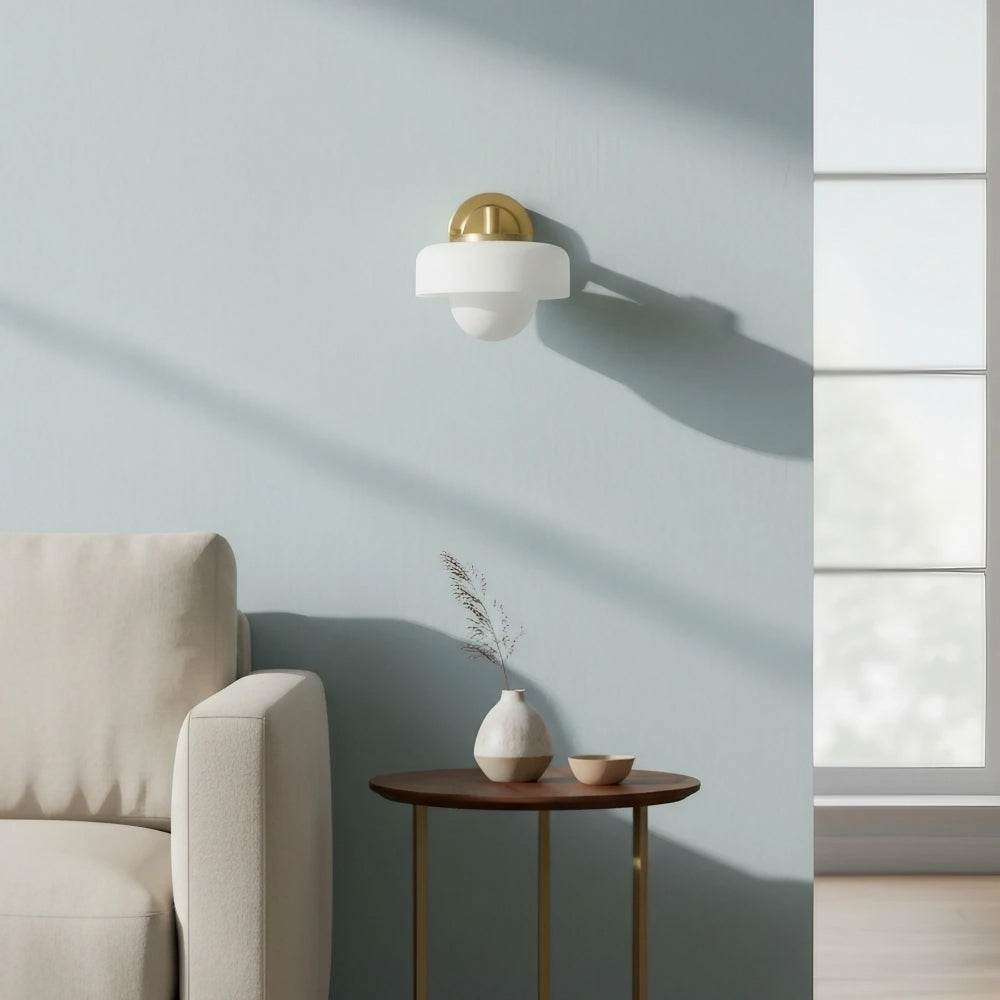 Zirvos Retro Globe Glazen Wandlamp – Elegante Wandlamp met Messinggeïnspireerde Kap voor Gang